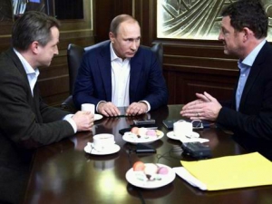 Путин: дешевая нефть оздоравливает экономику