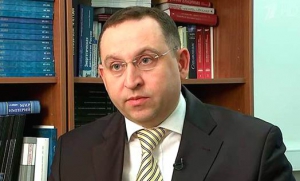 Удар в спину России